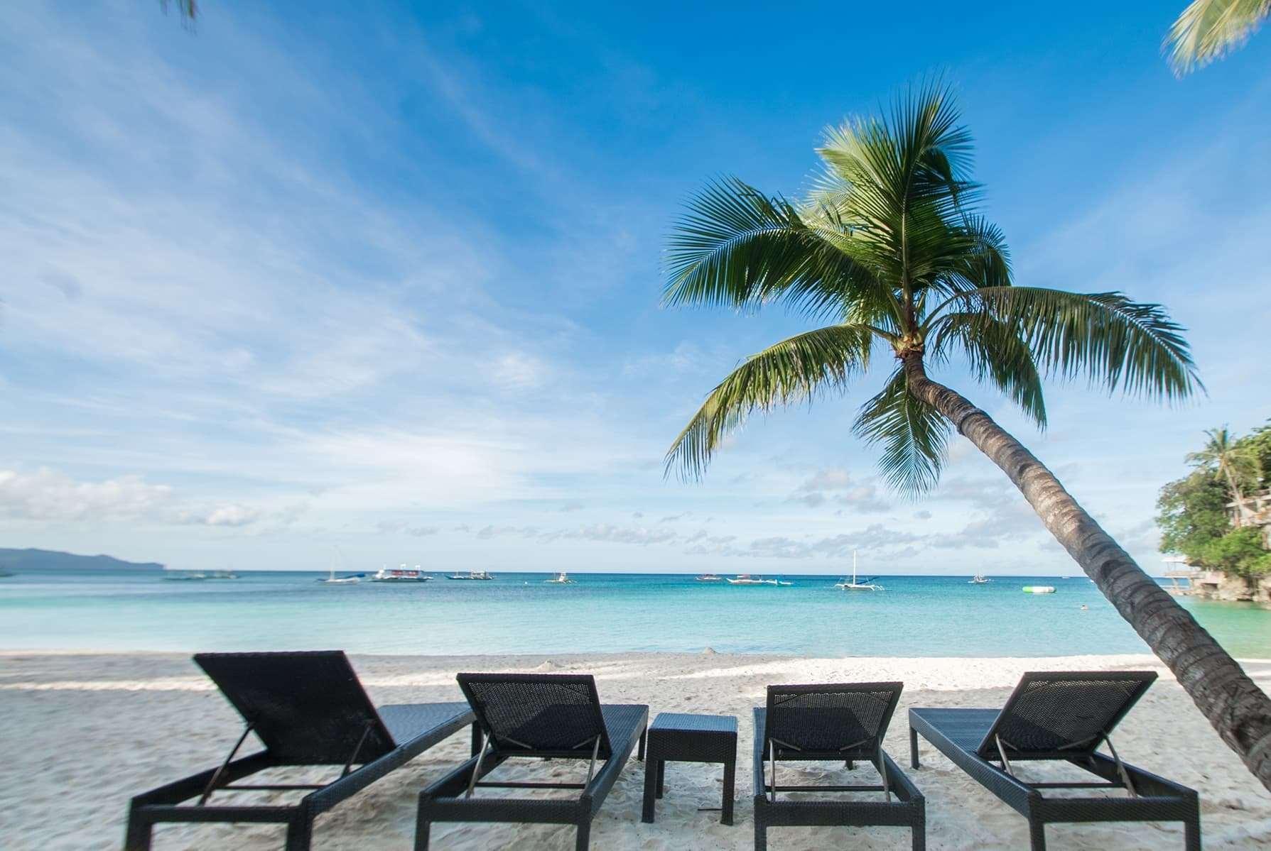Microtel By Wyndham Boracay Balabag  Экстерьер фото