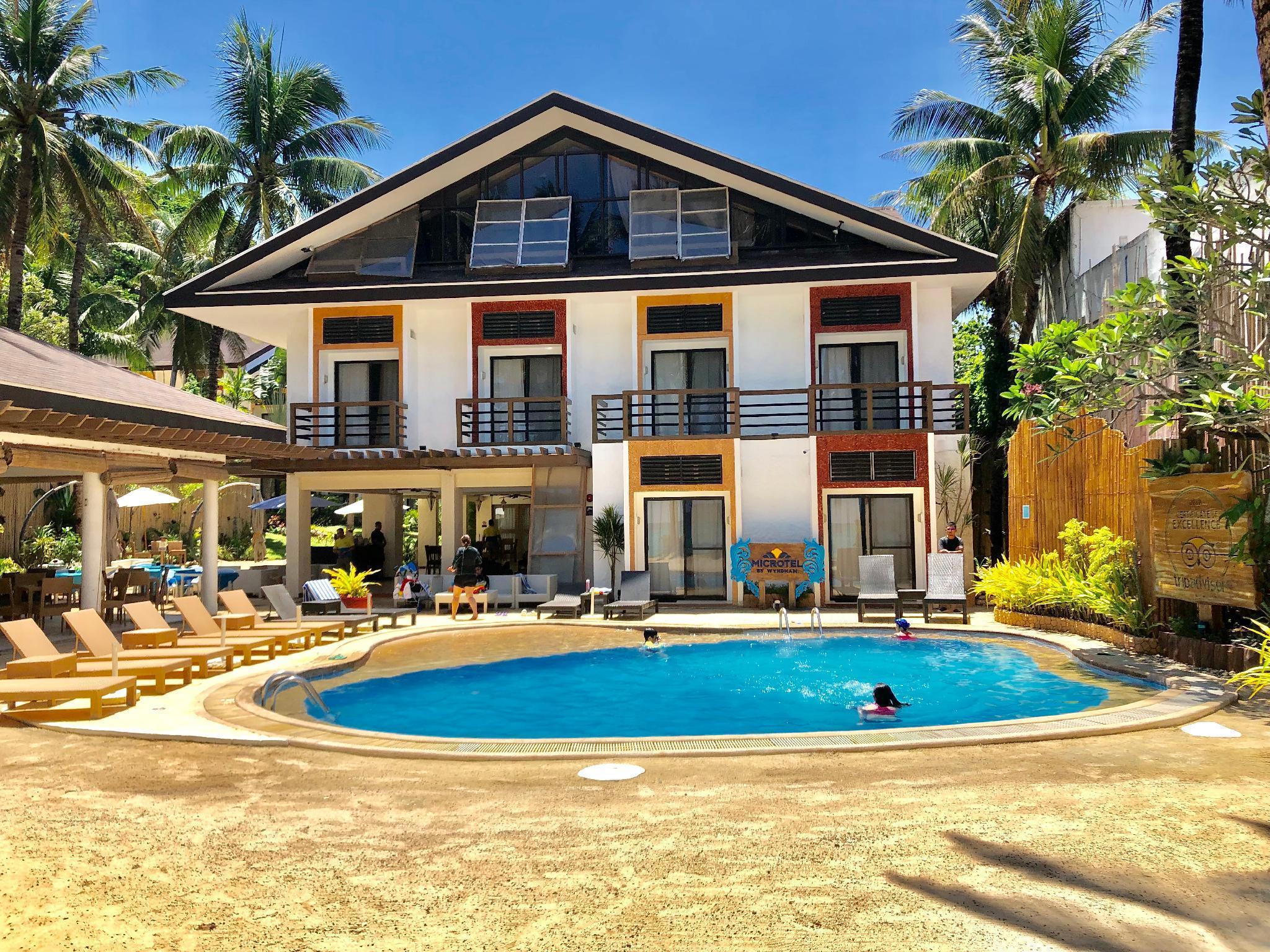 Microtel By Wyndham Boracay Balabag  Экстерьер фото