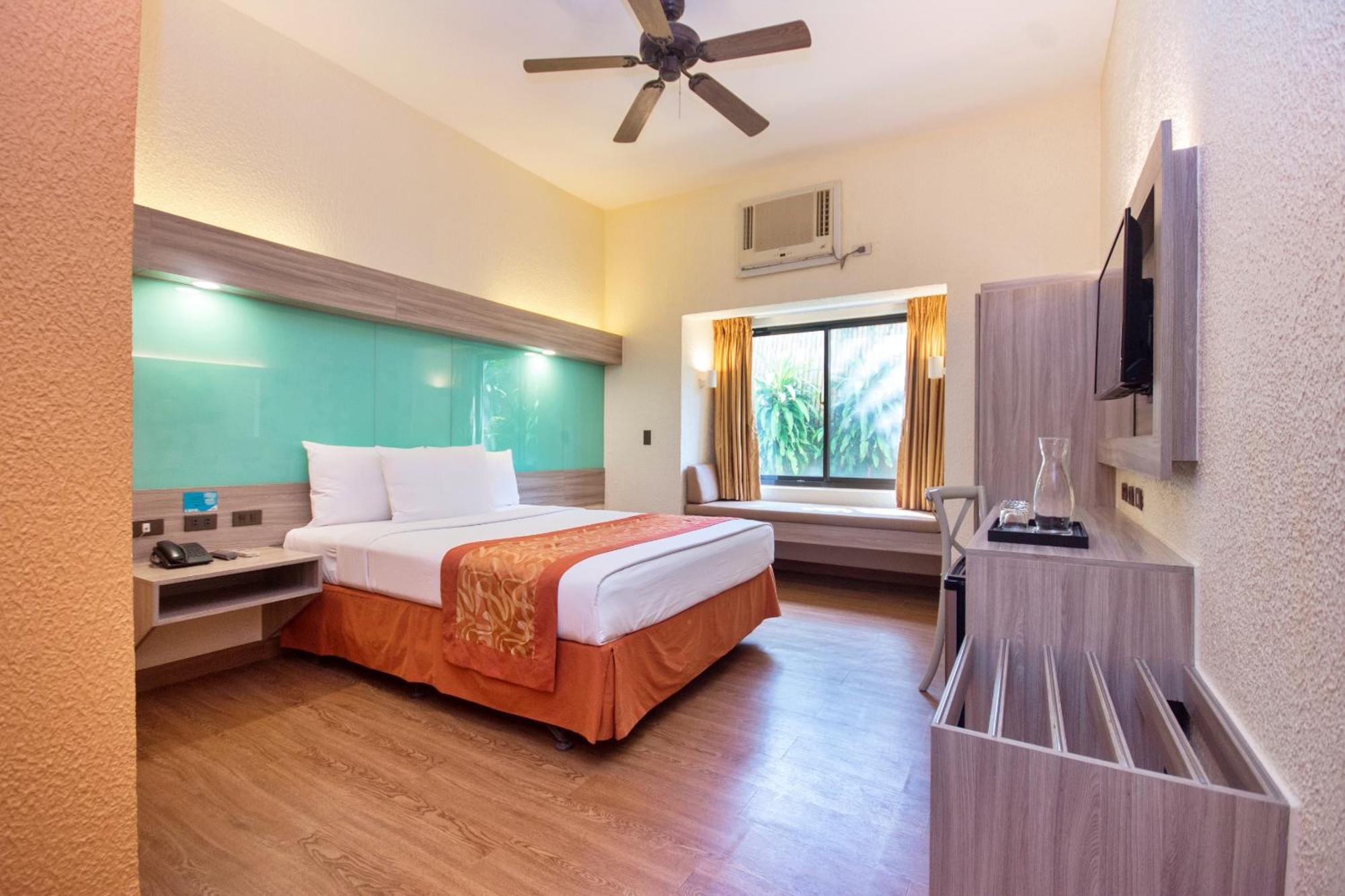Microtel By Wyndham Boracay Balabag  Экстерьер фото