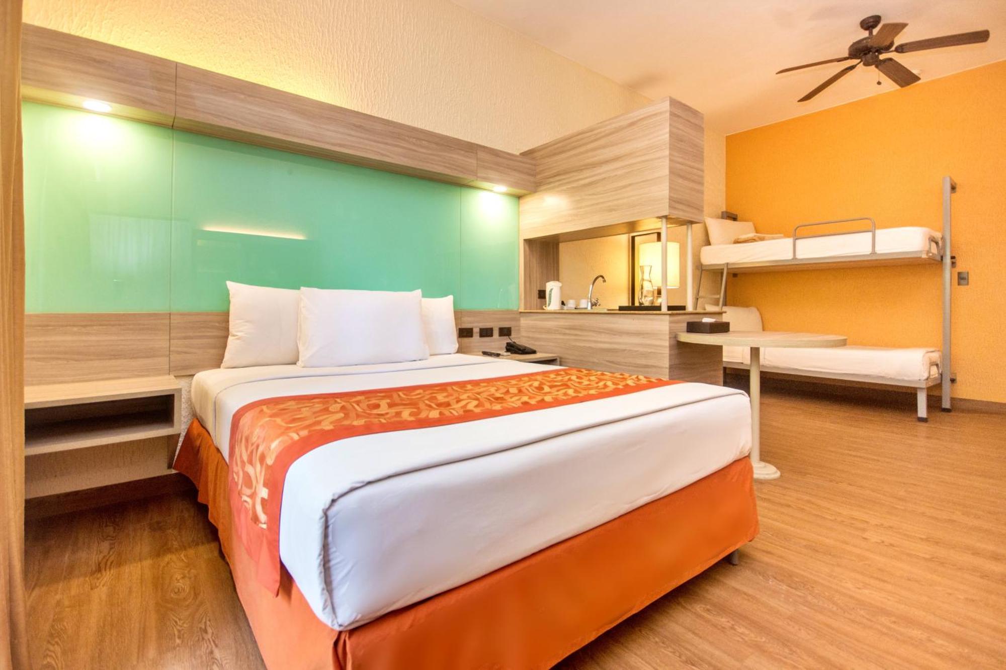 Microtel By Wyndham Boracay Balabag  Экстерьер фото