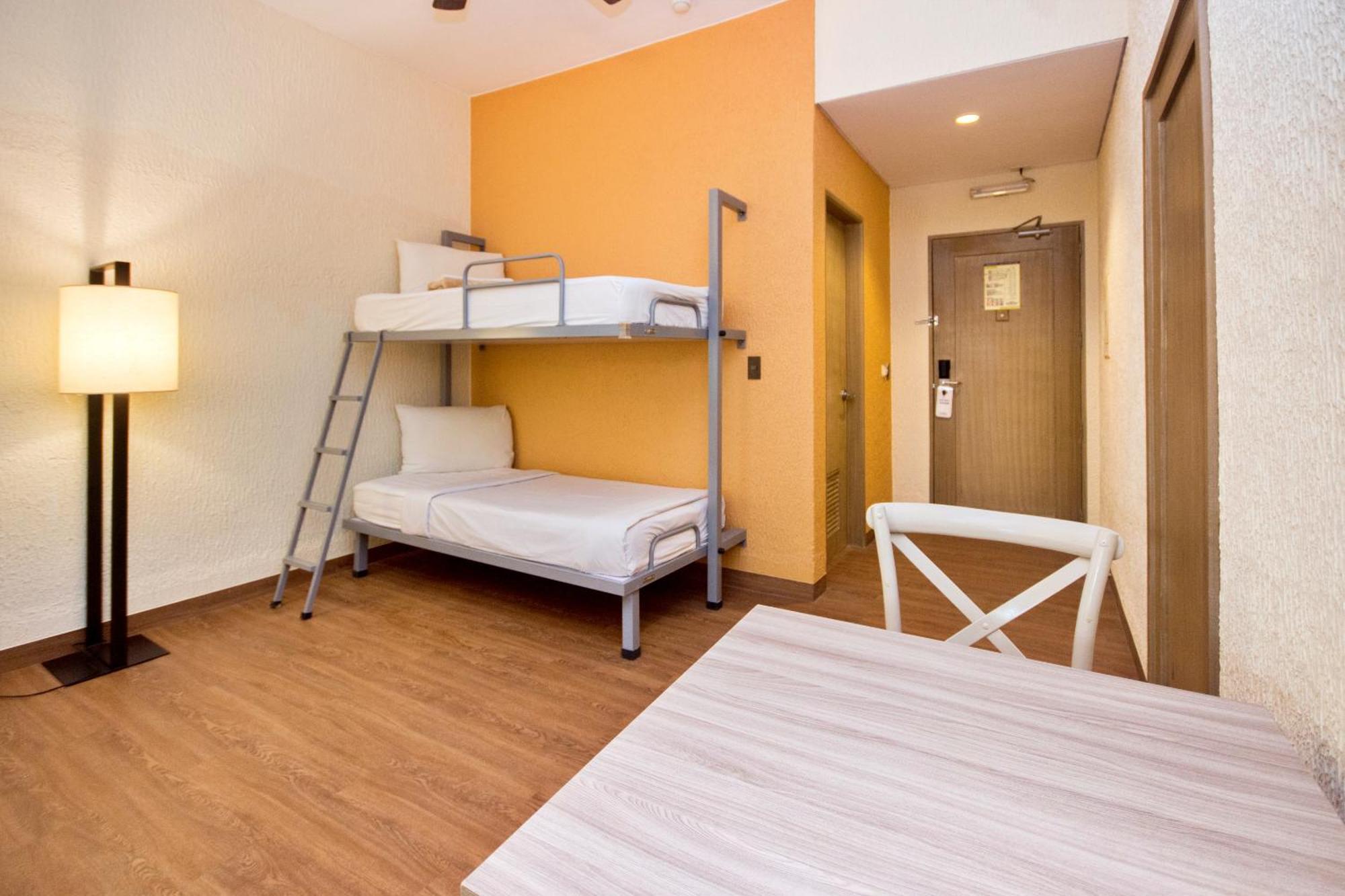 Microtel By Wyndham Boracay Balabag  Экстерьер фото