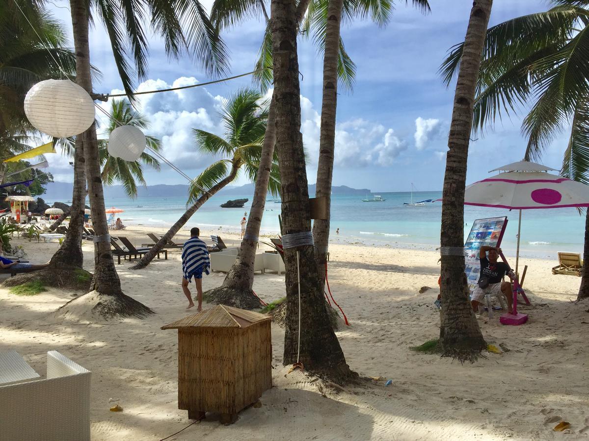 Microtel By Wyndham Boracay Balabag  Экстерьер фото